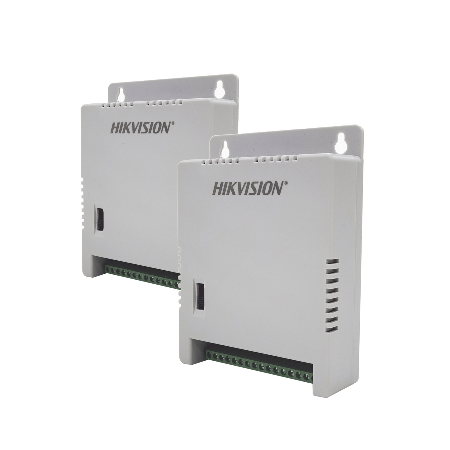 2 Fuentes de Poder Regulada (12 Vcc / 13.5 Vcc / 15 Vcc) para 16 Cámaras / 1 Amp por Salida / Voltaje de Entrada 90 - 130 VCA / Soporta 4K / Modo para Largas Distancias