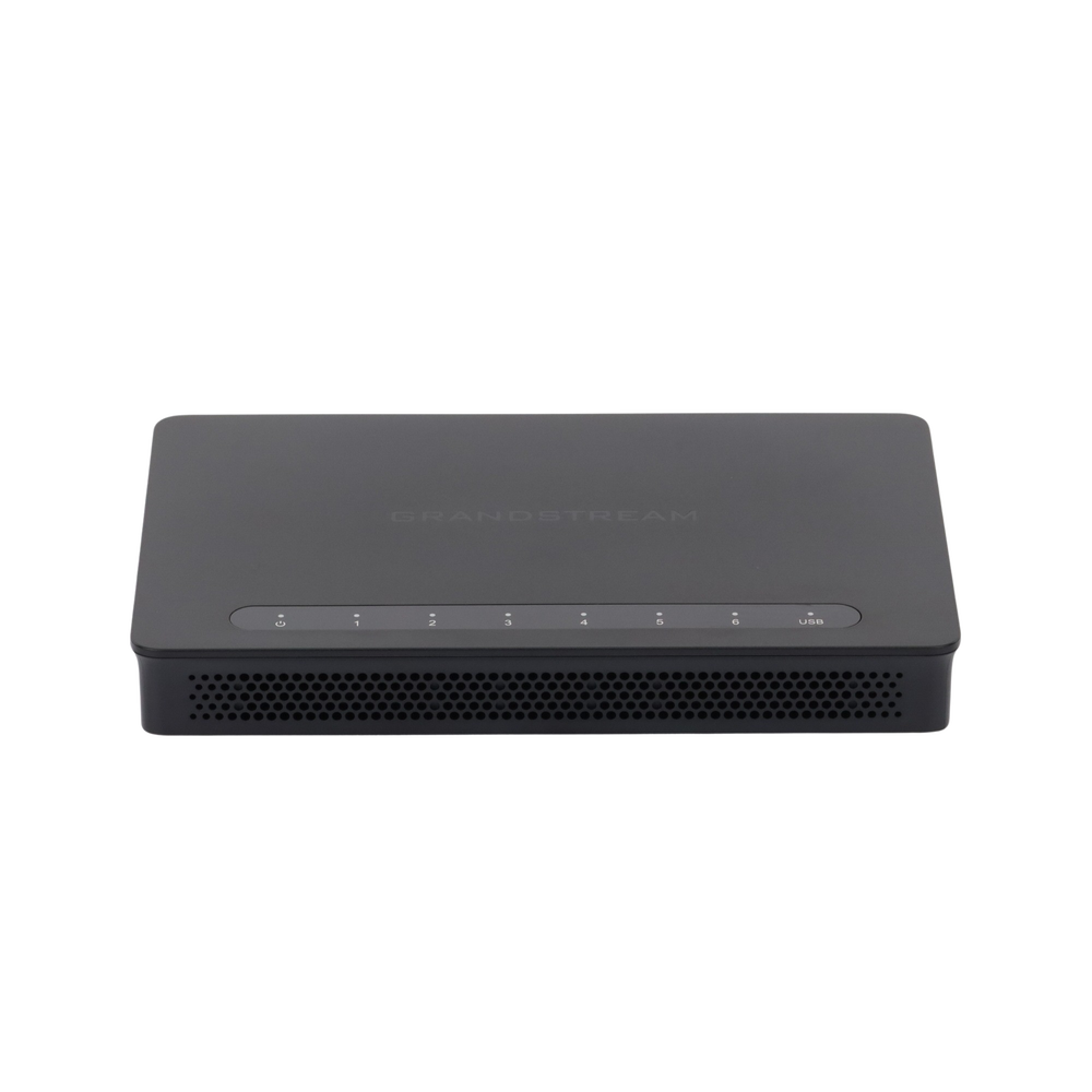 Router Gigabit VPN / Balanceador de cargas / 30,000 sesiones NAT / 6 puertos 10/100/1000 Mbps (WAN/LAN) / Compatible con GWN Cloud.