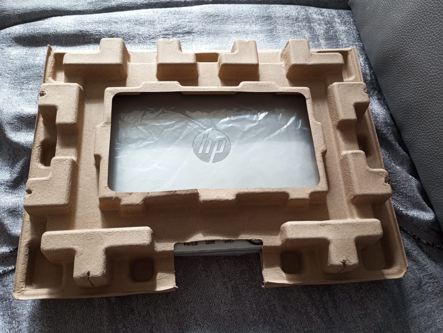 Laptop HP Intel(R) Celeron(R) N4120 16GB Ram Disco Solido 256GB 8 NUCLEOS