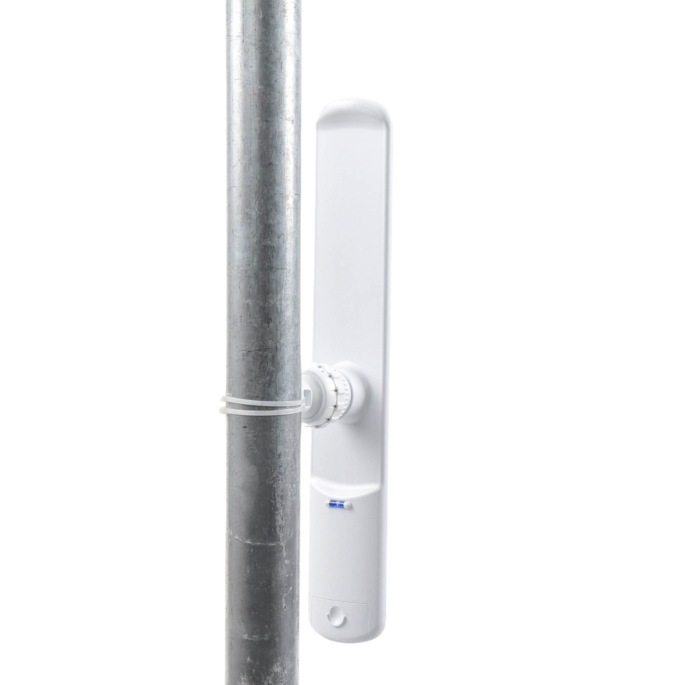 Estación Base 2x2 MIMO airMAX LiteAP AC hasta 450 Mbps, 5 GHz (5150 - 5875 MHz) con antena integrada de 16 dBi y cobertura de 120 grados