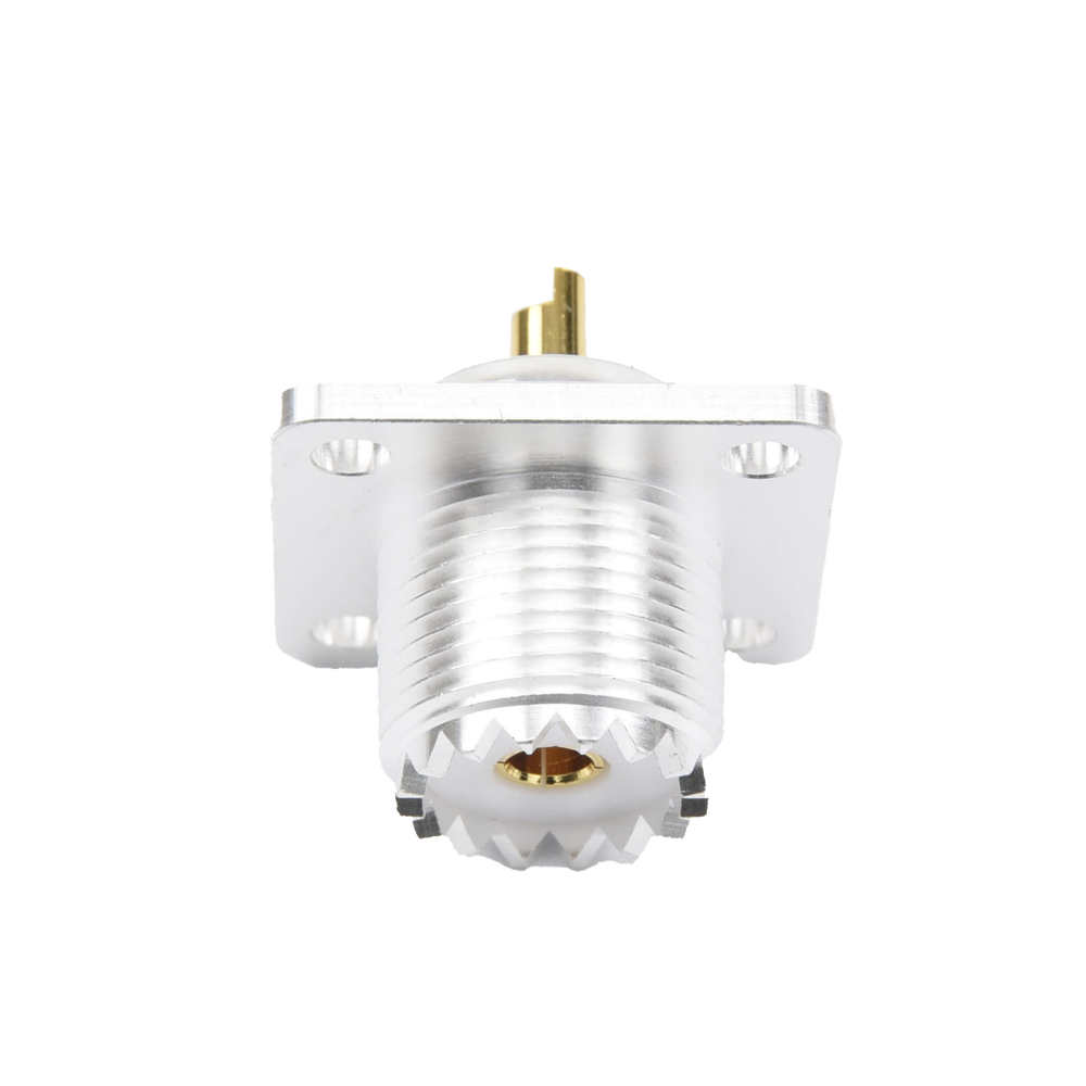 Conector UHF Hembra (SO-239) para Montaje de Chasis con 4 Hoyos a 18 mm, Terminal Soldable, Plata/ Oro/ Teflón.