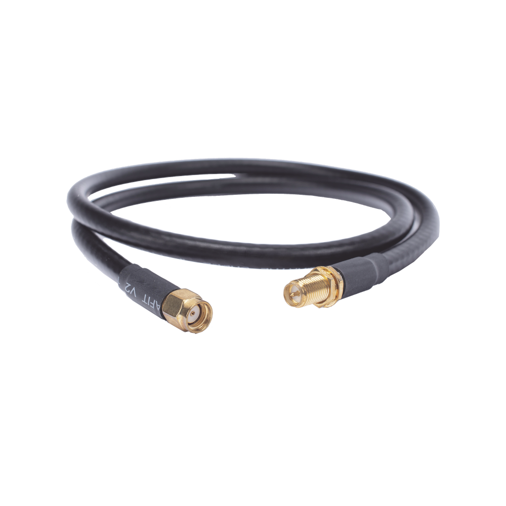 Cable LP240 de 60 cm (23.62 Pulgadas) con Conectores SMA Macho Inverso y SMA Hembra Inverso.