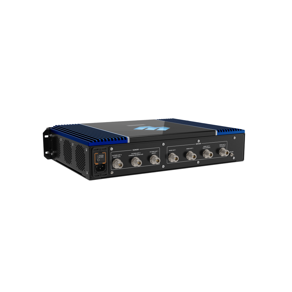 Amplificador de Señal Celular Enterprise 4330 / 4G LTE / Amplificación de Banda Ancha y Canalizada / Pantalla LCD Táctil a Color / XDR Technology / Compatible con Múltiples Dispositivos y Operadores / Montaje en Rack