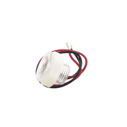 Luz led marina de cortesía serie Newt, emite luz de color blanco de 45 lúmenes, para uso exterior e interior, fabricado bajo norma de protección IP67.