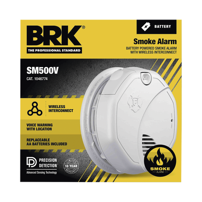 Alarma de Humo con Interconexión Inalámbrica / Advertencia de Voz con Ubicación / Sensor Fotoeléctrico / Baterías AA Reemplazables / 85 dB a 10 pies / Rango de Temperatura 4.4°C a 37.8°C / Cumple UL217