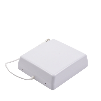 Antena Tipo Panel Multibanda 617-960 MHz/ 1710-2700 MHz. Para interior. Especial para amplificadores y dispositivos celulares Multi-tecnología.