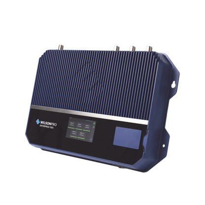 KIT Amplificador de señal celular 4G LTE, 3G y Voz. Especial para áreas comerciales que reciben la señal de múltiples torres. Cubre áreas de hasta 3716 metros cuadrados.