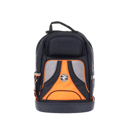Mochila para herramientas Tradesman Pro™ de 36,8 cm en color negro con 39 bolsillos (No incluye herramientas).
