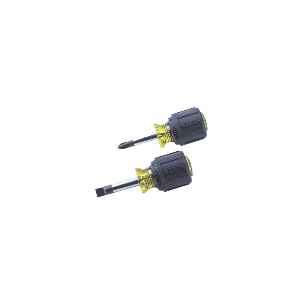 Juego de 8 Desarmadores con Mango Cushion-Grip™: 2 de punta Plana de 1/4'' (6.4 mm) y 5/16'' (7.9 mm); 2 de punta Cabinet de 5/16'' (7.9 mm) y 3/16'' (4.8 mm); tres de punta Phillips n.º 1, n.º 2 y n