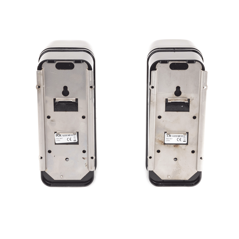 Detector Fotoeléctrico (A baterías) / 0 Falsas Alarmas / Alcance de 60m de Exterior y  350m en interior / Fácil Alineación / Compatible con cualquier panel de alarma