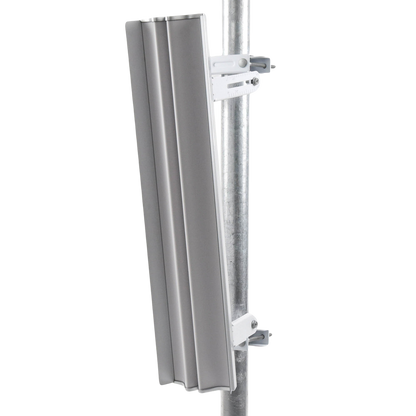 Antena sectorial para estaciones base airMAX AC de 60° de cobertura horizontal, en 5 GHz (5150 - 5875 MHz) de 21 dBi