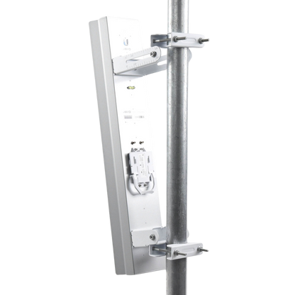 Antena sectorial para estaciones base airMAX AC de 60° de cobertura horizontal, en 5 GHz (5150 - 5875 MHz) de 21 dBi