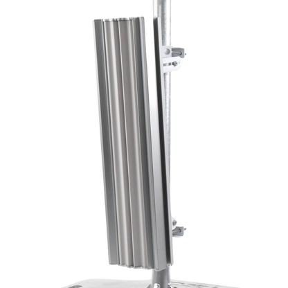 Antena sectorial para estaciones base airMAX AC de 45° de cobertura horizontal, en 5 GHz (5150 - 5875 MHz) de 22 dBi