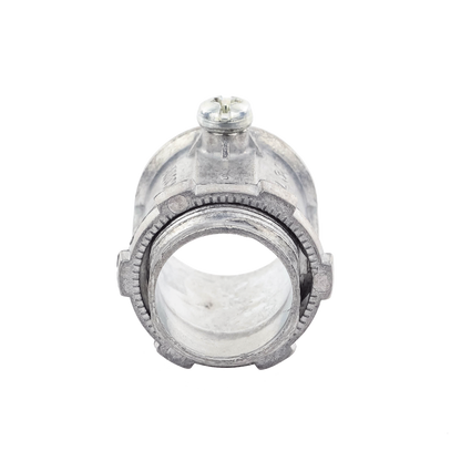 Conector de 3/4" para Tubo Pared Delgada con Tornillos Opresores.