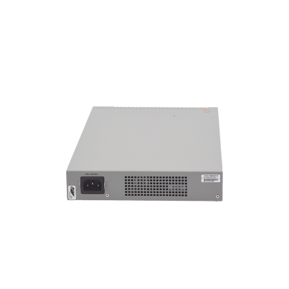 Switch Capa 3 Stackeable 10 Gigabit , 12 puertos 100/1000/10G Base-T (RJ-45)  y 4 puertos SFP/SFP+ 10G
