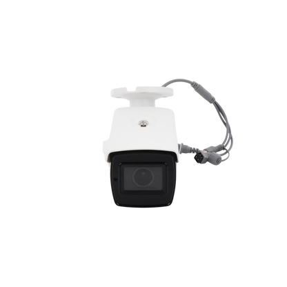 Bullet TURBOHD 4K (8Megapixeles) / Lente Mot. 2.7 a 13.5 mm / Potente IR EXIR de 80 mts / Exterior IP67 / 12 Vcc - 24 VCA / dWDR