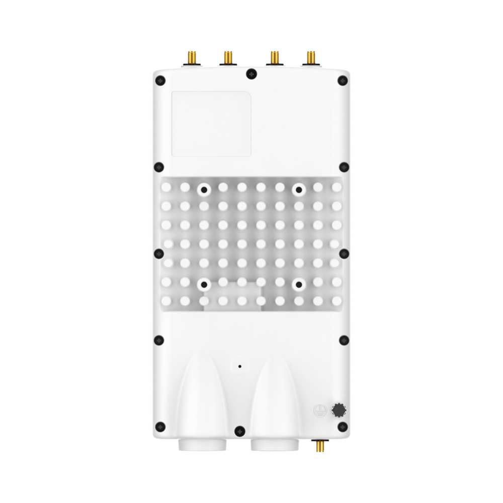 4 Gbps agregados / Estación base ePMP4600 / Wi-Fi 6e (802.11ax) / 5725 - 7125 MHz / hasta 120 suscriptores / sincronización GPS / Ideal para soluciones PTMP / C060940A121C. Velocidad Fibra -óptica /