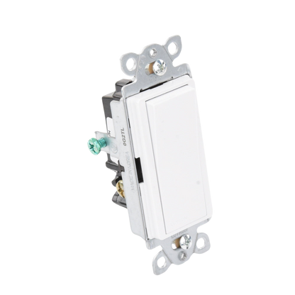 Interruptor Claro, 3 Hilos, 15A, Color Blanco