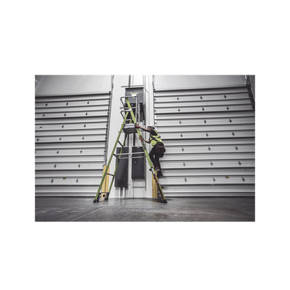 Escalera Fija de 8' (2.4m) de Fibra de Vidrio con Jaula y Peldaños de Aluminio. (SKU:19708-146).