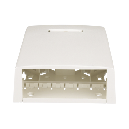 Caja de Montaje en Superficie, con Accesorio para Resguardo de Fibra Óptica, para 12 Módulos Mini-Com, Color Blanco Mate