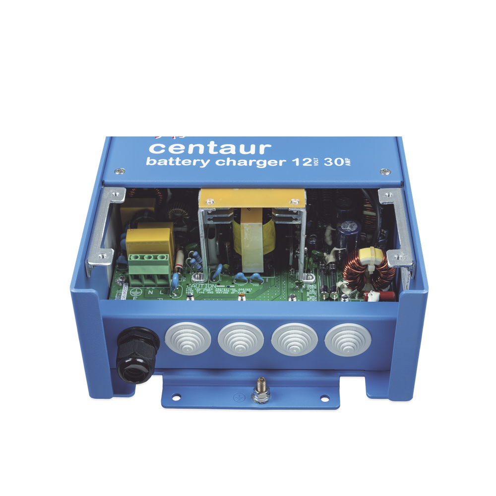 Cargador de Batería Centaur / Tecnología de Alta Frecuencia / Modelos 12-24 VDC / Carga 3 Etapas / 3 Salidas / Protección IP21