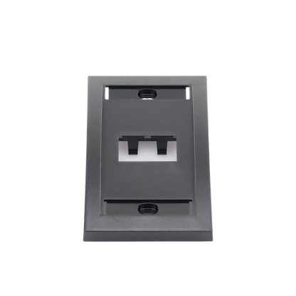 Placa de Pared Vertical Ejecutiva, Salida de 2 Puertos Mini-Com, Con Espacios Para Etiquetas, Color Negro