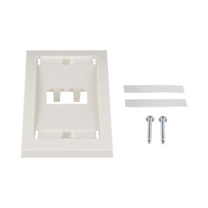 Placa de Pared Vertical Ejecutiva, Salida Para 2 Puertos Mini-Com, Con Espacios Para Etiquetas, Color Blanco Mate