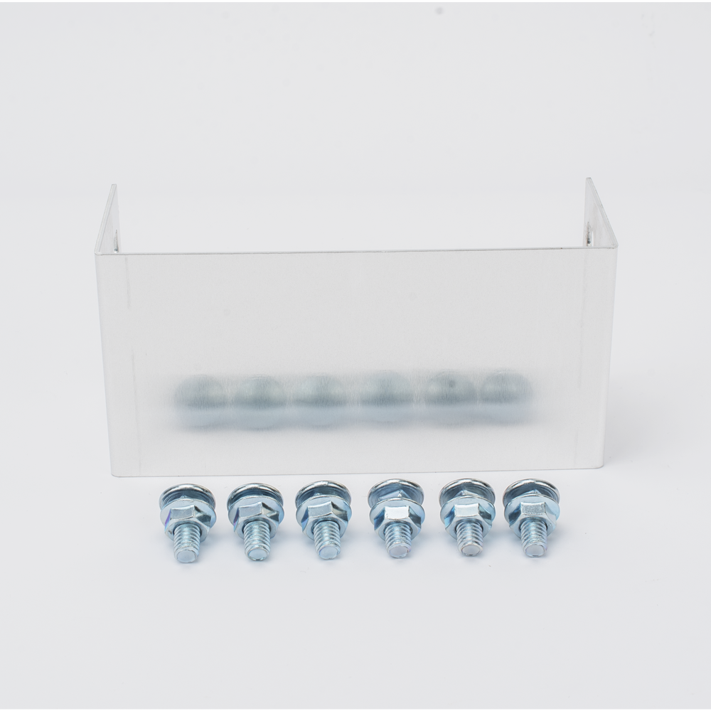Placa de Cierre para Escalera de Aluminio / Peralte 3 1/4" / Ancho 6" / Incluye Tornillería (CHPCE314X6AK)