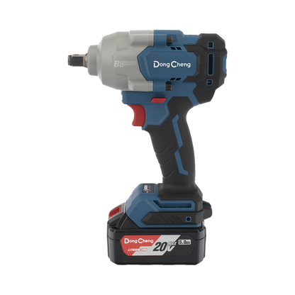 Llave de Impacto Inalámbrica de 20 V, incluye 2 Baterías de 5.0 AH, Cargador y Estuche plástico.