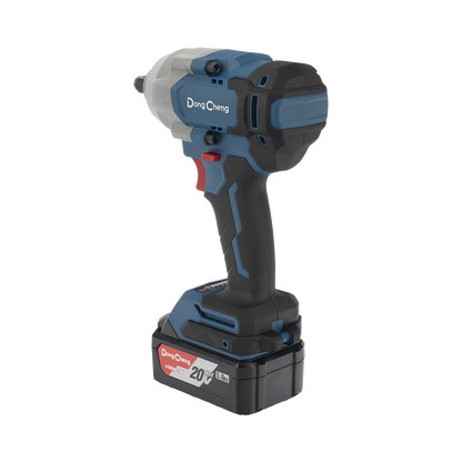 Llave de Impacto Inalámbrica de 20 V, incluye 2 Baterías de 5.0 AH, Cargador y Estuche plástico.