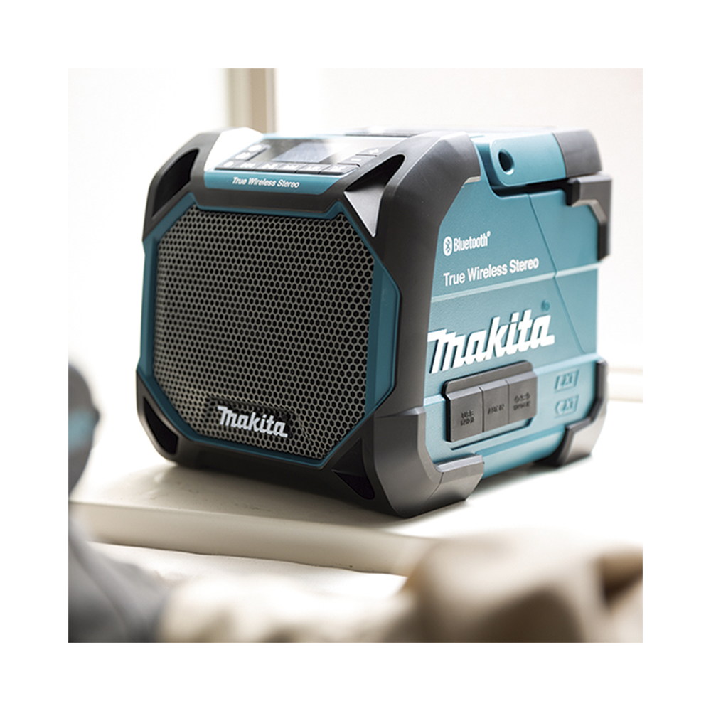 Bocina y Reproductor de Música (12 o 18 Vcc) USB/BlueTooth con Pantalla LCD.