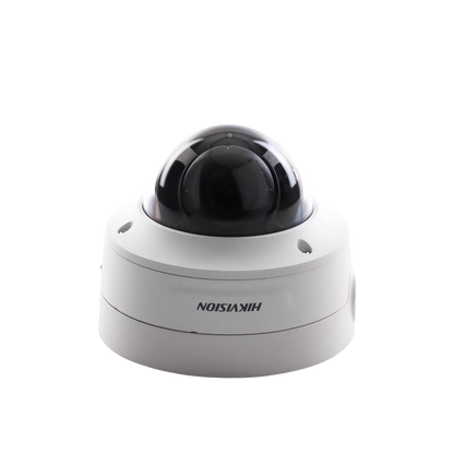 Domo IP 8 Megapixel (4K) / Lente Mot. 2.7 a 13.5 mm / 40 mts IR EXIR / Exterior IP66 / IK10 / DARKFIGHTER / Audio y Alarma I/O / PoE+ / ONVIF / Micro SD / 4 Analíticos: AcuSense, Deteccion Facial, Conteo de Personas por Cruce y Zona