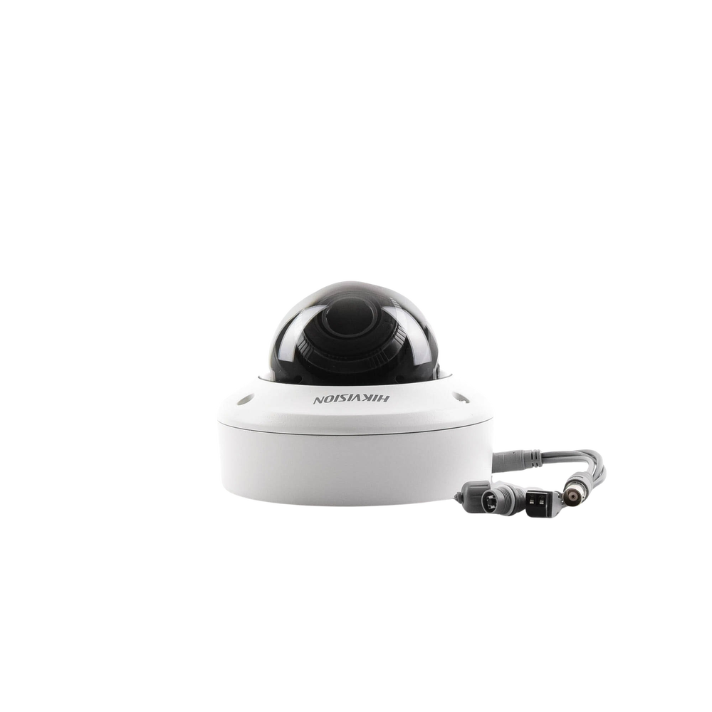 Domo TURBOHD 5 Megapixel / Lente Motorizado 2.7 - 13.5 mm / IR EXIR 40 mts / TVI-AHD-CVI-CVBS / IK10 / IP67 / dWDR / 12 Vcc / 24 VCA