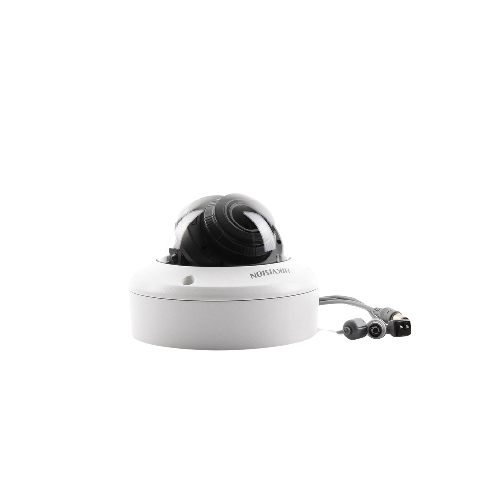 Domo TURBOHD 5 Megapixel / Lente Motorizado 2.7 - 13.5 mm / IR EXIR 40 mts / TVI-AHD-CVI-CVBS / IK10 / IP67 / dWDR / 12 Vcc / 24 VCA