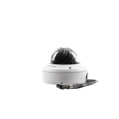 Domo TURBOHD 5 Megapixel / Lente Motorizado 2.7 - 13.5 mm / IR EXIR 40 mts / TVI-AHD-CVI-CVBS / IK10 / IP67 / dWDR / 12 Vcc / 24 VCA