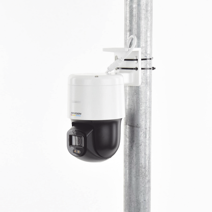 Domo PT IP 4 Megapixel / Lente 4 mm  / Luz Blanca 30 mts / dWDR  / PoE / IP66 / Micrófono y Bocina Interconstruido / Micro SD / Incluye Montaje de Pared y Techo