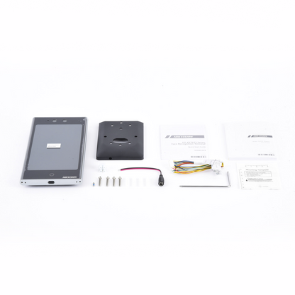 Terminal Facial WiFi con pantalla de 7" / Exterior IP65 / 10,000 Rostros y 50,000 Tarjetas / 10,000 Huellas (Módulo Opcional) / ISAPI / ISUP 5.0 / Codigos QR y Bluethooth / Intercom SIP Estandar / HIK-IA