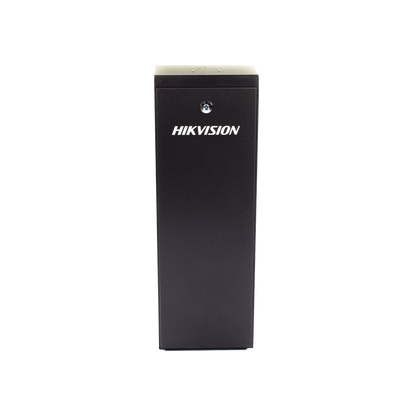 Barrera Vehicular IZQUIERDA / Brazo Incluido Ajustable de 2 a 4 mts / Apertura en 3 Segundos / Incluye Banda Protectora Antigolpe de Vehiculos / Protección IP54 / Compatible con Cualquier Control de Acceso