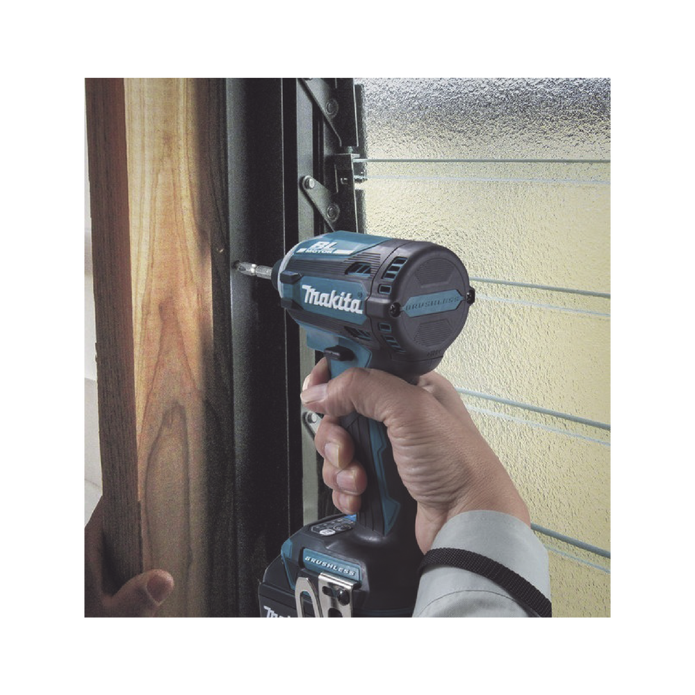 Atornillador de Impacto 18 Vcc, 3,800 RPM, 180N.m. Incluye: estuche MAKPAC, Cargador y 2 Bat. 5Ah