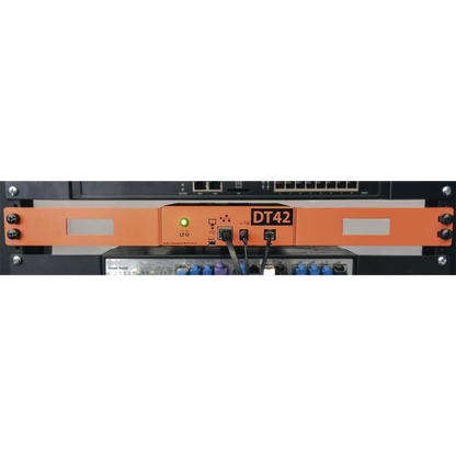 Receptora de alarmas IP Universal con 1 entrada de linea telefónica, para su central de monitoreo, recepción TCP/IP o GPRS, serie  M2M, paneles de alarma Hikvision, entre otros.