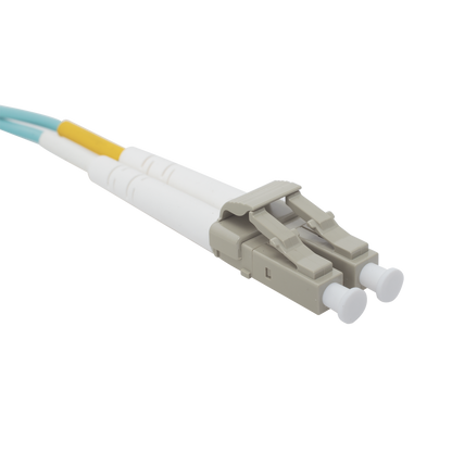 Jumper de Fibra Óptica Multimodo 50/125 XGLO OM3, LC-LC Duplex, OFNR, Color Aqua, 3 Metros (9.84 Pies)