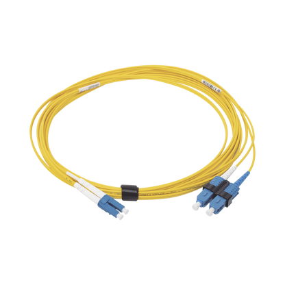 Jumper de Fibra Óptica Monomodo (OS2), XGLO, LC/UPC-SC/UPC Duplex, OFNR, Color Amarillo, 5 Metros (16.40 Pies)
