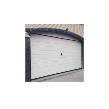 Puerta de Garage de Alta Calidad / Linea Central / Color Blanco 16X7 pies,  AISLADA, Estilo Americana.