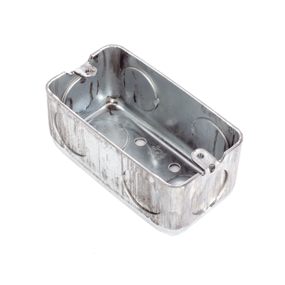 Caja (Chalupa) 4x2" / Profundidad 1-7/8" / 7 Entradas de 3/4" / Troquelada.