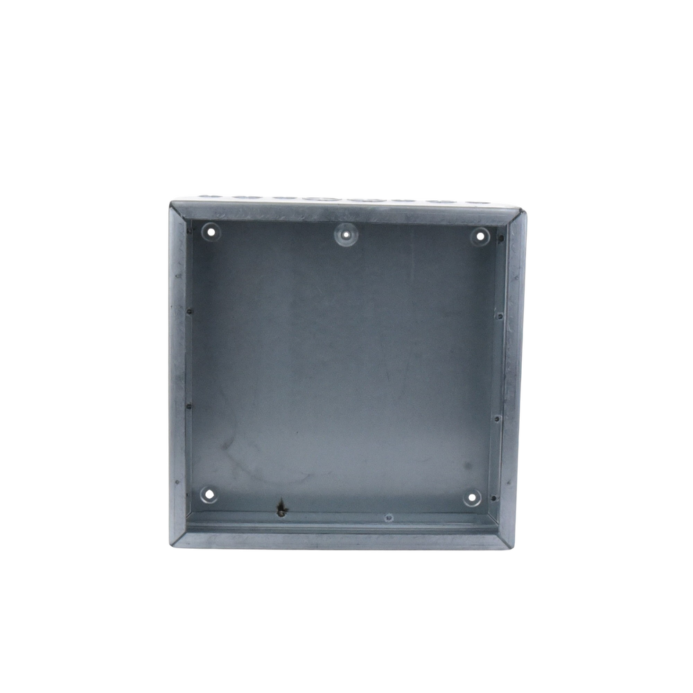 Caja Extra Grande 15"x15"x 4"/ Profundidad 4"/Entradas Laterales - Finales 4 Entradas de 1/2"- 3/4", 2 Entradas de 3/4" - 1" y 2 Entradas de 1"- 1 1/4"/ Incluye tapa / Incluye tapa.