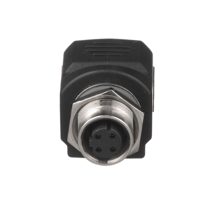 Adaptador IndustrialNet™ de M12 D-Code a Rj45, para Uso en Redes Industriales, Protección IP20 en RJ45 e IP68 en M12, Color Negro
