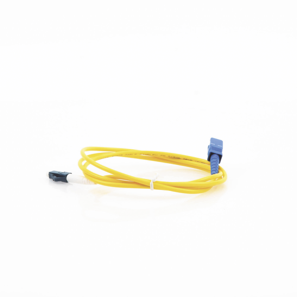 Jumper de Fibra Óptica Monomodo LC/UPC-SC/UPC Simplex de 1 Metro (3.28 Pies)
