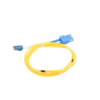 Jumper de Fibra Óptica Monomodo LC/SC Duplex de 1 Metro (3.28 Pies)