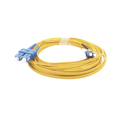 Jumper de Fibra Óptica Monomodo 9/125 LC/UPC-SC/UPC, PVC, 2.0 mm, Dúplex, Amarillo, 5 Metros (16.40 Pies)