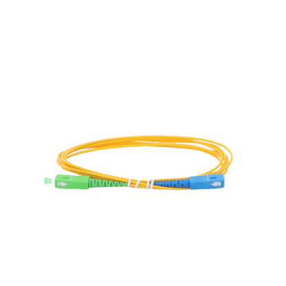 Jumper de Fibra Óptica Monomodo SC/APC-SC/UPC Simplex de 2 Metros (6.56 Pies), 2mm